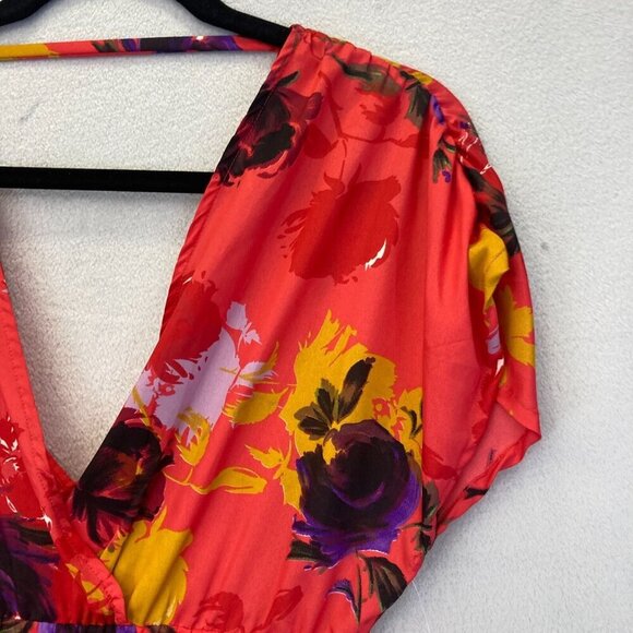 NWT Angie Faux Wrap Midi Dress Size Medium M Floral Red Pink Lightweight Summer - Picture 9 of 13